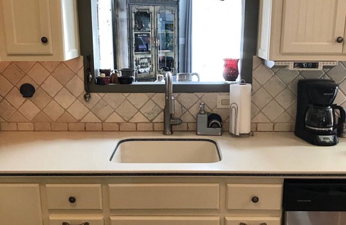 Geyser Crest House | Thank You, See you in 2026! Large Private Yard W/Pool. Track, SPAC & Town close!