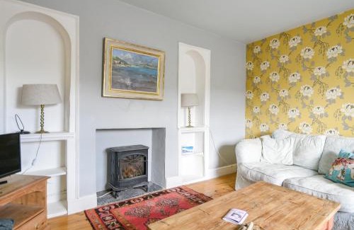Charmouth House | Thatched Cottage