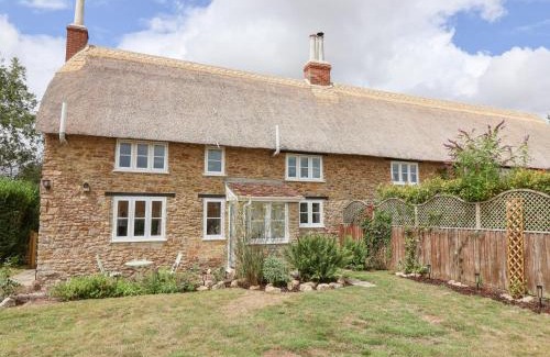 Sherborne House | Thatchers End