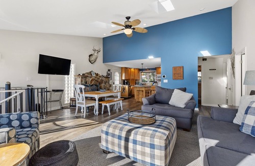 Hadley House | The Abeling - Great Sacandaga Lake