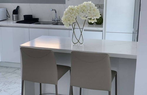 Agios Tychon Apartment | The Address - Seaview Luxury 2 Bedroom Apartment