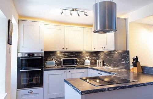Carnoustie Ski Chalet | The Albatross - Carnoustie Golf Haven