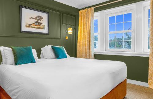 Alyth Hotel | The Alyth Hotel