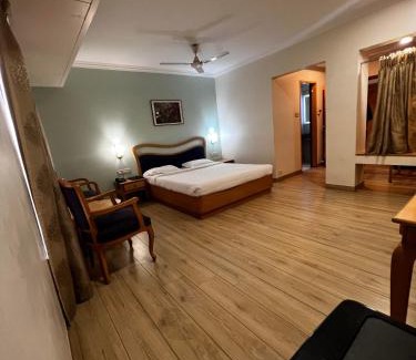 Shivajinagar Hotel | The Ambassador Hotel Pune