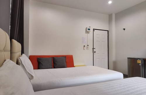 Roi Et Hotel | The Amber Mansion