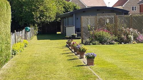 Elmswell House | The Annexe, Cornfields