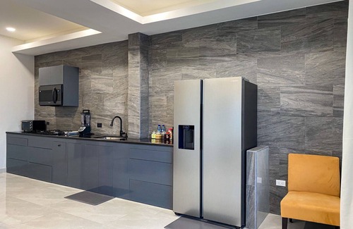 Armenia Apartment | The Ansen Place