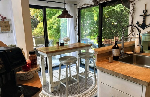 Lyme Cottage | The Answer - Charming, Unique, Tidal, Riverfront Escape - Kayaks, AC Firepit