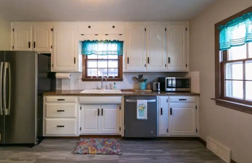 Faribault House | The Arch House
