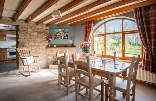 North York Moors National Park Cottage | THE ARCHES, pet friendly, character holiday cottage in Farndale