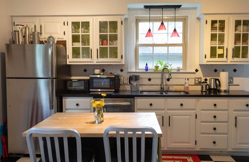 Lewisburg House | The Art House ~ Historical Area: Steps to town Shops, Restaurants & Galleries