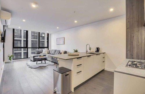 Flemington Apartment | The Ascot - Brand New Luxurious Flemington Apt