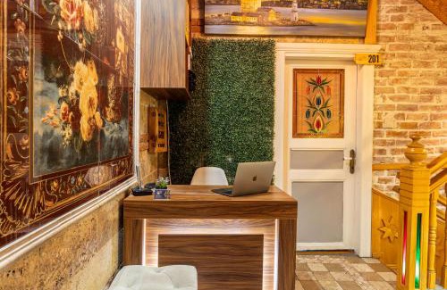 Ust Bostanci Hotel | The Astra Hotel