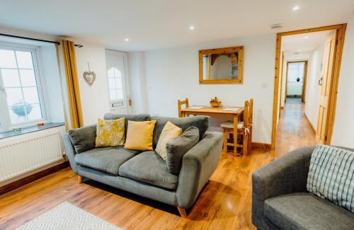 Jameston House | The Bakehouse - Cosy conversion with Outdoor Sauna