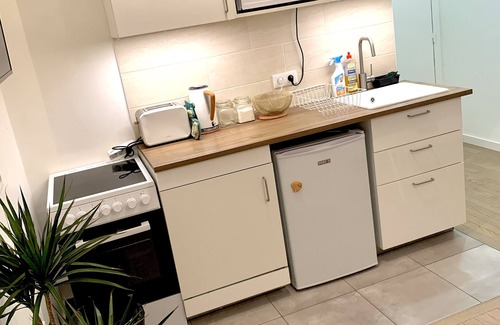 Maisons-Alfort Apartment | The Bali Cosy House