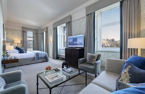 New Town Hotel | The Balmoral Hotel