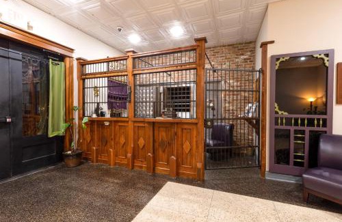Lake Arthur Hotel | The Bank Hotel