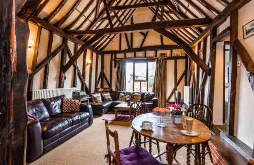 Coltishall House | The Barn