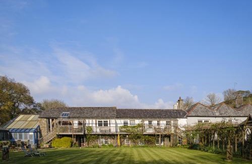 Dittisham House | The Barn