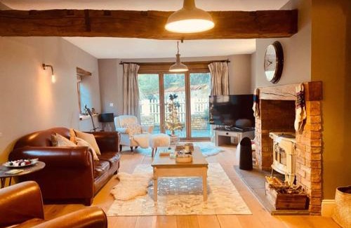 Kettering House | The Barn
