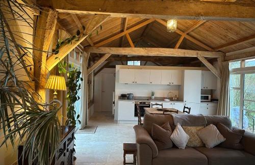 Braishfield House | The Barn