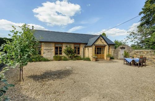 Shipton under Wychwood House | The Barn