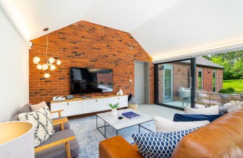 Kelmarsh House | The Barn : Luxury Indoor/Outdoor Countryside Bliss