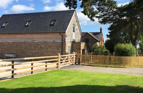 Bromyard Apartment | The Barn - Nr Bromyard
