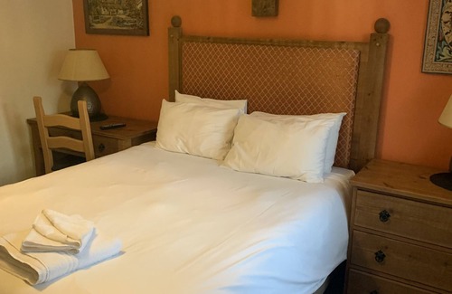Shrivenham Hotel | The Barrington Arms Hotel
