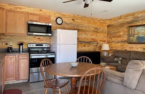 Tie Plant Cabin | The Bass Shack-2 bedroom cabin w spacious parking