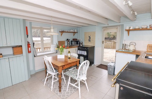 Totnes Cottage | THE BATHING HOUSE, family friendly, with pool in Ashprington