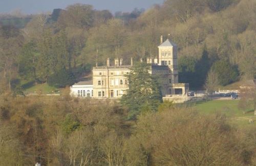 North Cerney Hotel | The Bathurst Arms