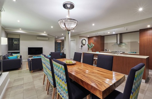 Marybrook House | The Bay Residence Luxury Beachfront Home