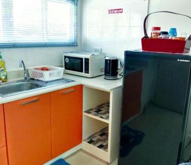 Ban Bang Saen Apartment | The Beach Bangsaen Condo 327-27
