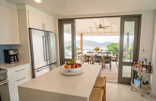West End Villa | THE BEACH HOUSE - beach-chic luxury just steps from Long Bay beach