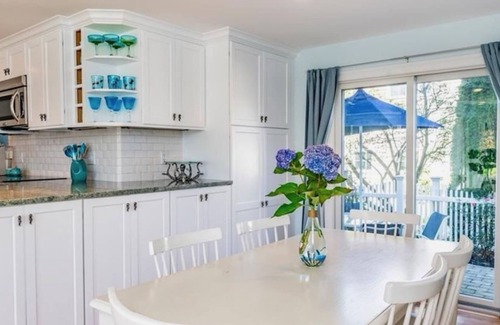 Old Saybrook House | The Beach life at Knollwood beach , Year round house short walk to the beach