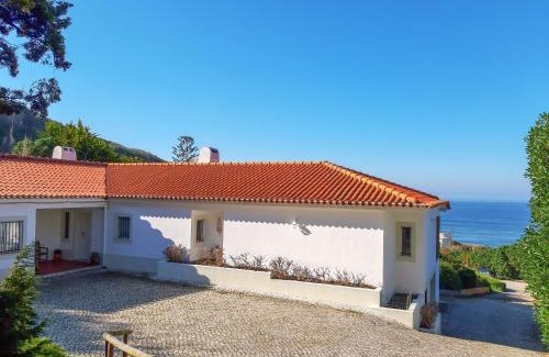 Colares Villa | The Beachfront Casa da Rampa II