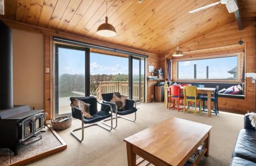 Te Horo Beach House | The Beachsider - Te Horo Beach Holiday Home