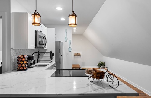 Elkhorn Apartment | The Beautiful Loft at Skyline