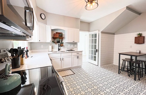Woodstock House | The Beckford House in Historic Woodstock