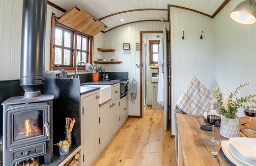 Bronllys House | The Beehive - One Bedroom House, Sleeps 2