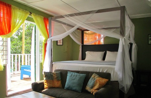 Jack's Hill Bed & Breakfast | The Best Place To Stay In Kingston