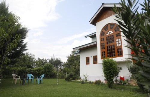 Harwan House | The Bilt farmhouse