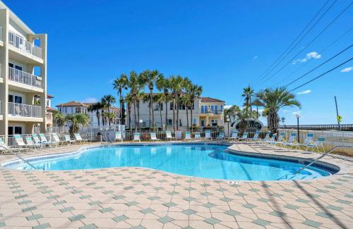 Miramar Beach House | The Blarney Stone 4BR Beach Cottage Pet Friendly Golf Cart Pools Private Beach!