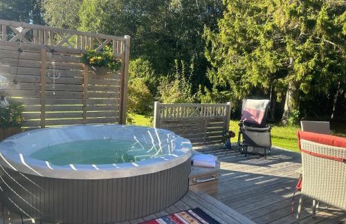 Stromstad O House | The Blomsholm Cabin - Recharge Your Electric Car