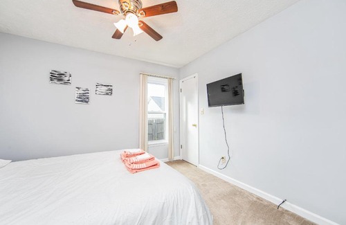 Fayetteville House | The Blue Burble Inn