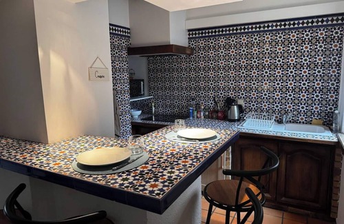 Moulins Apartment | The blue dream