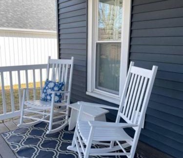Troy Apartment | The Blue House on Boone