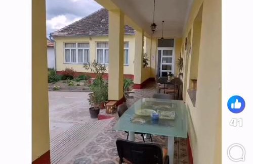 Csatalja House | The Blue