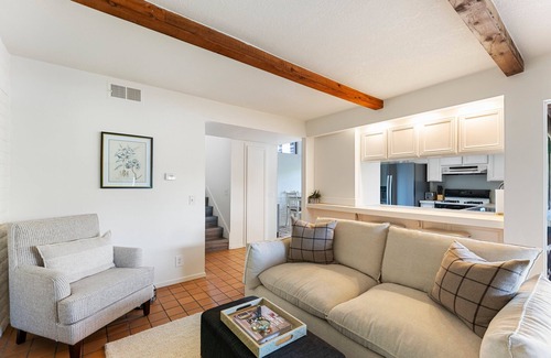 Del Mar House | The Blue Pearl - 2 minute walk to the beach!